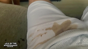 All In The Step-Family S1:E3 - StepMomMakes A Mess - 3of3